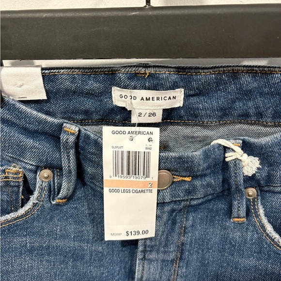 NWT- Good American-GOOD LEGS CIGARETTE JEANS - Picture 3 of 6